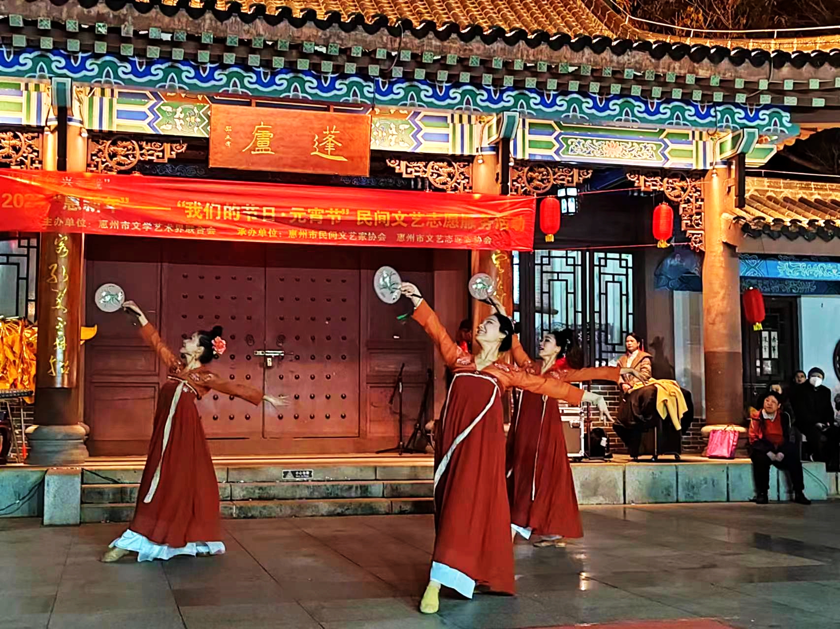 發(fā)頭條要聞民藝薈萃鬧元宵 古韻新風(fēng)年味濃-FZ10025683773.jpg